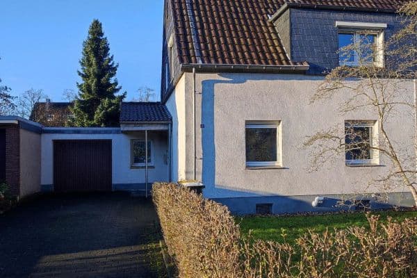 Prodej domu 120 m², pozemek 543 m², Otawistr. 12, Duisburg Prodej domu 120 m², pozemek 543 m², Otawistr. 12, Duisburg