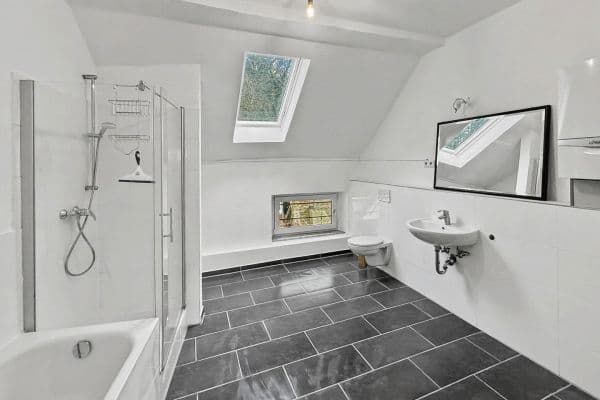 Pronájem bytu 3+1 73 m², Wuppertal Pronájem bytu 3+1 73 m², Wuppertal