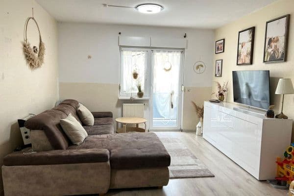 Pronájem bytu 3+1 90 m², Bammental Pronájem bytu 3+1 90 m², Bammental