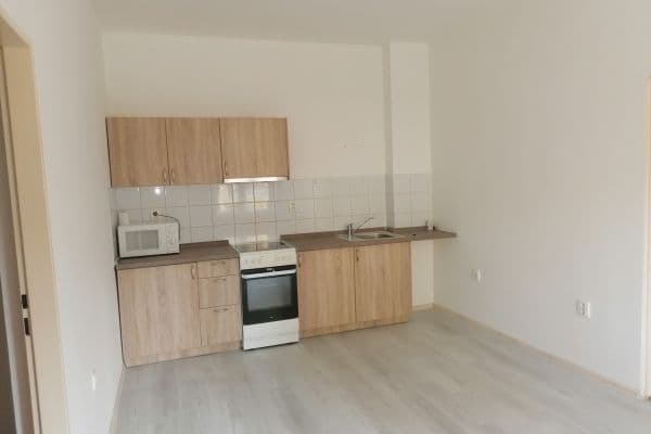 Pronájem bytu 2+kk 37 m², Plzeňská, Beroun Pronájem bytu 2+kk 37 m², Plzeňská, Beroun