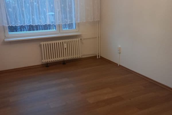 Pronájem bytu 2+kk 45 m², V Malém háji, Odolena Voda Pronájem bytu 2+kk 45 m², V Malém háji, Odolena Voda