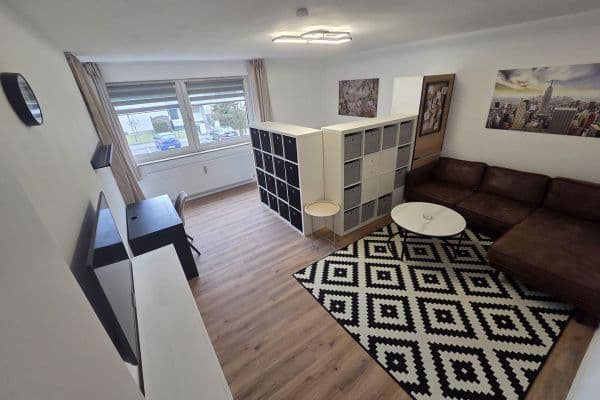Pronájem bytu 2+1 70 m², Köln, Severní Porýní-Vestfálsko Pronájem bytu 2+1 70 m², Köln, Severní Porýní-Vestfálsko