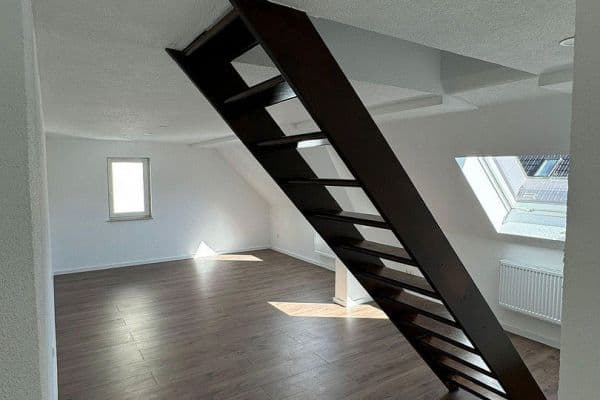 Pronájem bytu 3+1 130 m², Zeughausstr. 20, Tuttlingen Pronájem bytu 3+1 130 m², Zeughausstr. 20, Tuttlingen