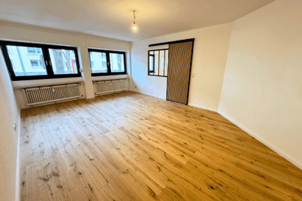 Pronájem bytu 2+1 55 m², Brühler Straße 237, Köln Pronájem bytu 2+1 55 m², Brühler Straße 237, Köln