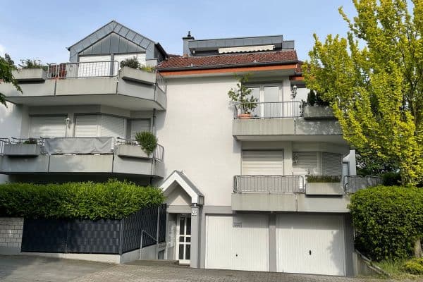 Pronájem bytu 3+1 107 m², Köln, Severní Porýní-Vestfálsko Pronájem bytu 3+1 107 m², Köln, Severní Porýní-Vestfálsko