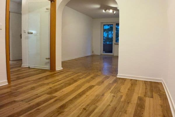 Pronájem bytu 2+kk 67 m², Hannover, Dolní Sasko Pronájem bytu 2+kk 67 m², Hannover, Dolní Sasko