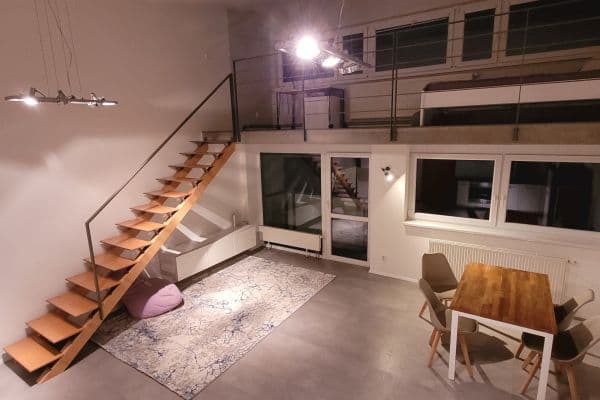 Pronájem bytu 1+kk 56 m², Moutnická, Brno Pronájem bytu 1+kk 56 m², Moutnická, Brno