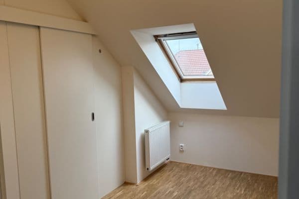 Pronájem bytu 2+kk 82 m², Boleslavská, Praha, Praha Pronájem bytu 2+kk 82 m², Boleslavská, Praha, Praha