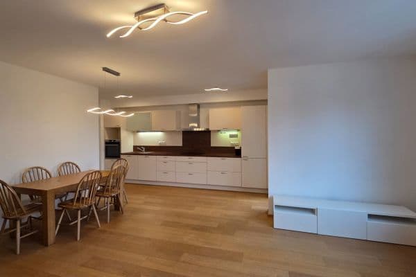 Pronájem bytu 3+kk 85 m², Marešova, Praha Pronájem bytu 3+kk 85 m², Marešova, Praha