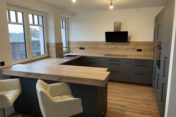 Pronájem bytu 4+1 93 m², Faslamsstieg 2, Winsen (Luhe) Pronájem bytu 4+1 93 m², Faslamsstieg 2, Winsen (Luhe)