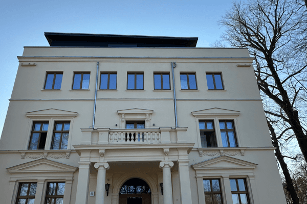 Pronájem bytu 3+1 141 m², Potsdamer Chaussee 11, Ludwigsfelde Siethen Pronájem bytu 3+1 141 m², Potsdamer Chaussee 11, Ludwigsfelde Siethen