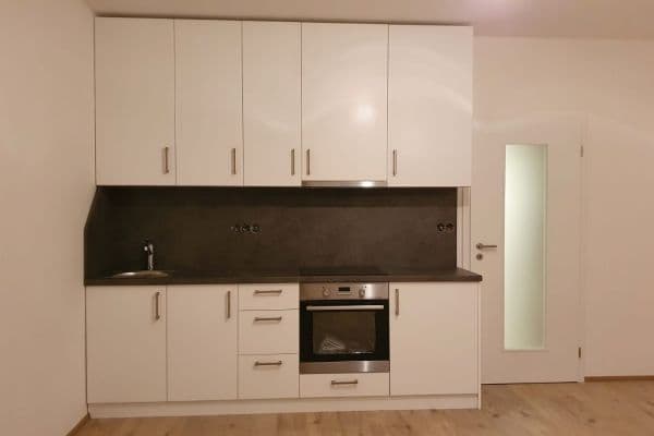 Pronájem bytu 1+kk 30 m², Šífařská, Praha Pronájem bytu 1+kk 30 m², Šífařská, Praha