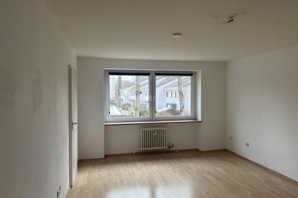 Pronájem bytu 1+1 34 m², Engadinerstraße 34, München, Bavorsko Pronájem bytu 1+1 34 m², Engadinerstraße 34, München, Bavorsko