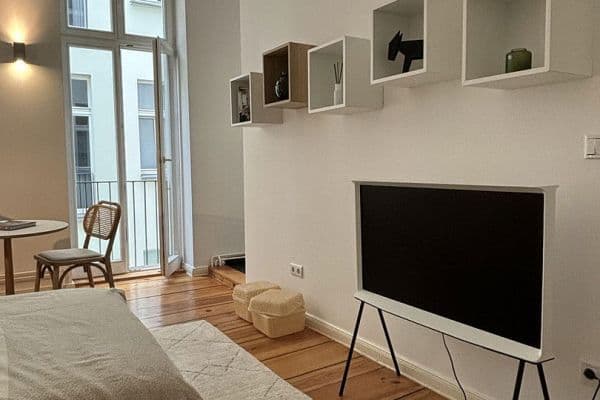 Pronájem bytu 1+1 30 m², Berlin, Berlín Pronájem bytu 1+1 30 m², Berlin, Berlín