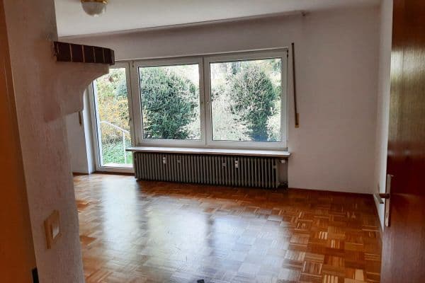 Prodej bytu 3+1 92 m², Hollerweg 13, Gröbenzell, Bavorsko Prodej bytu 3+1 92 m², Hollerweg 13, Gröbenzell, Bavorsko