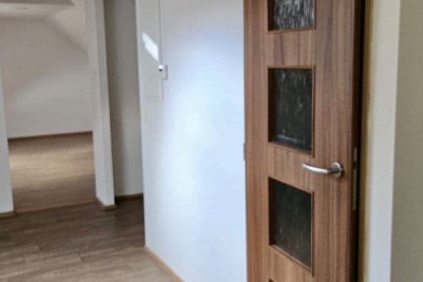 Pronájem bytu 2+kk 40 m², Lodní náměstí, Litoměřice Pronájem bytu 2+kk 40 m², Lodní náměstí, Litoměřice