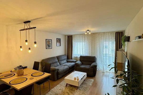 Pronájem bytu 3+1 60 m², Albstadt, Bádensko-Württembersko Pronájem bytu 3+1 60 m², Albstadt, Bádensko-Württembersko