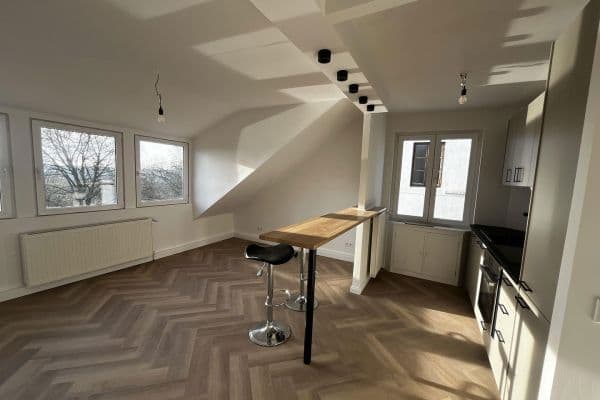 Prodej bytu 2+1 43 m², Osterdeich 75, Bremen, Bremen Prodej bytu 2+1 43 m², Osterdeich 75, Bremen, Bremen