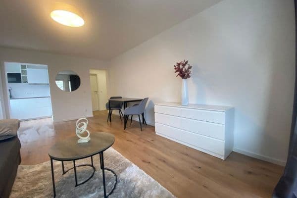 Pronájem bytu 1+1 41 m², Landsbergerstraße 445, München, Bavorsko Pronájem bytu 1+1 41 m², Landsbergerstraße 445, München, Bavorsko