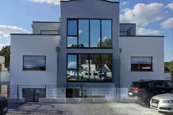 Pronájem bytu 4+1 113 m², Landwehrstraße 34, Solingen Pronájem bytu 4+1 113 m², Landwehrstraße 34, Solingen