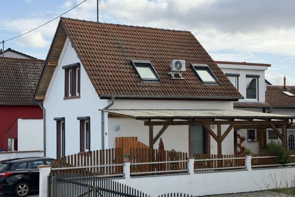 Prodej domu 104 m², pozemek 150 m², Heidenfahrt 14, Ingelheim am Rhein Prodej domu 104 m², pozemek 150 m², Heidenfahrt 14, Ingelheim am Rhein