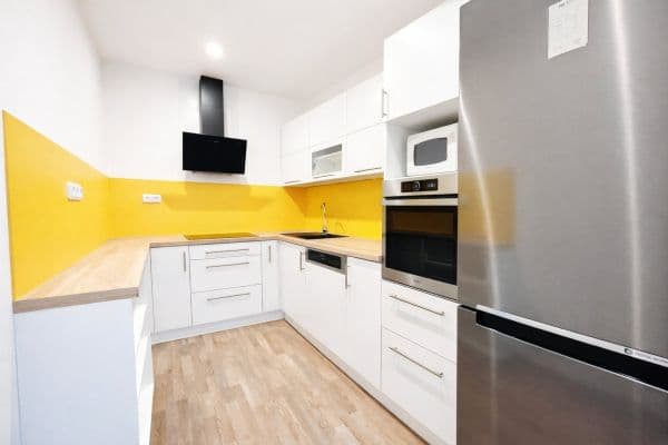 Pronájem bytu 3+kk 83 m², Václavská, Kolín, Středočeský kraj Pronájem bytu 3+kk 83 m², Václavská, Kolín, Středočeský kraj