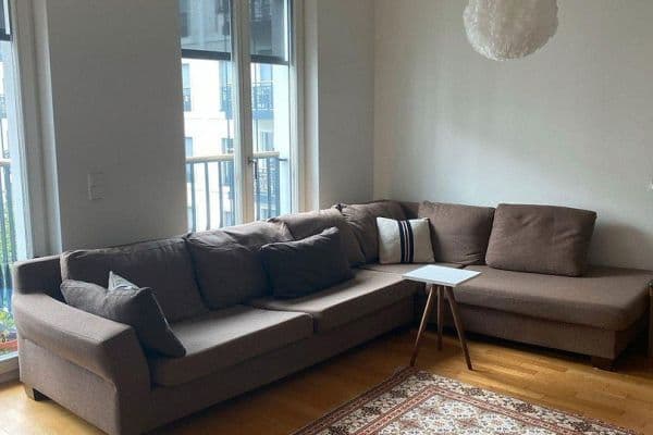 Pronájem bytu 3+1 100 m², Düsseldorf, Severní Porýní-Vestfálsko Pronájem bytu 3+1 100 m², Düsseldorf, Severní Porýní-Vestfálsko