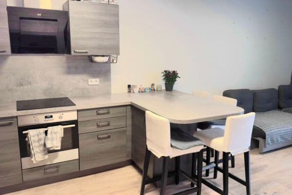 Pronájem bytu 2+kk 65 m², Pod Kavalírkou, Praha Pronájem bytu 2+kk 65 m², Pod Kavalírkou, Praha
