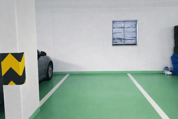 Pronájem garáže 12 m², Modrého, Praha Pronájem garáže 12 m², Modrého, Praha