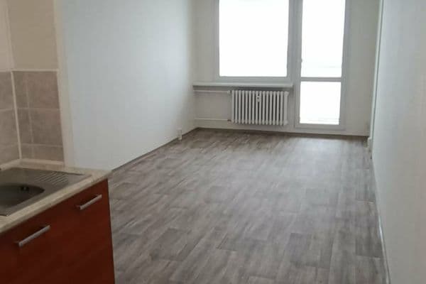 Pronájem bytu 2+kk 52 m², Kozmíkova, Praha Pronájem bytu 2+kk 52 m², Kozmíkova, Praha