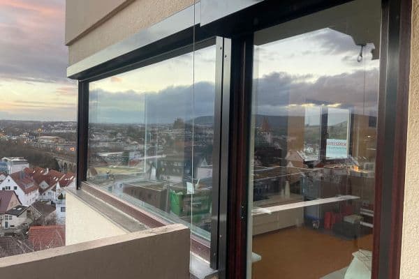 Pronájem bytu 3+kk 77 m², Bahnhofstr. 20, Weinstadt-Endersbach Pronájem bytu 3+kk 77 m², Bahnhofstr. 20, Weinstadt-Endersbach