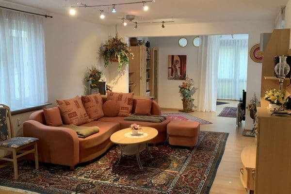 Pronájem bytu 3+kk 87 m², Nürtingen Pronájem bytu 3+kk 87 m², Nürtingen