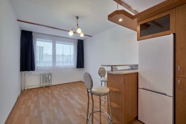 Pronájem bytu 2+kk 40 m², Makovského, Praha Pronájem bytu 2+kk 40 m², Makovského, Praha