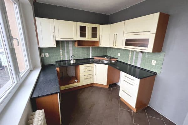 Prodej bytu 3+1 83 m², Pražská tř., České Budějovice Prodej bytu 3+1 83 m², Pražská tř., České Budějovice