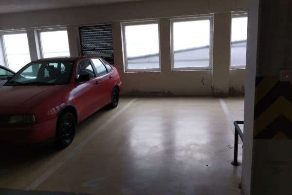 Pronájem garáže 16 m², Praha Pronájem garáže 16 m², Praha