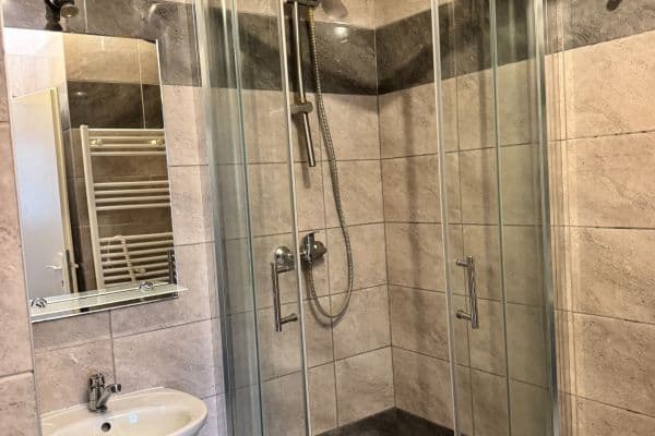 Pronájem bytu 2+kk 55 m², Na Dolinách, Praha Pronájem bytu 2+kk 55 m², Na Dolinách, Praha