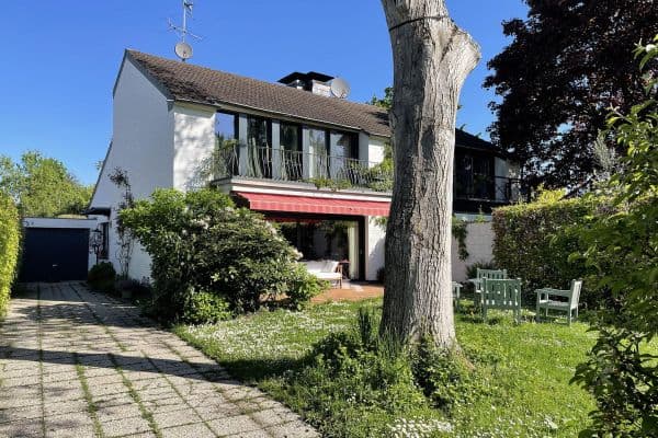 Pronájem domu 125 m², pozemek 405 m², Meerbusch-Ilverich Pronájem domu 125 m², pozemek 405 m², Meerbusch-Ilverich