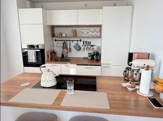 Pronájem bytu 2+1 76 m², Hannover, Dolní Sasko Pronájem bytu 2+1 76 m², Hannover, Dolní Sasko