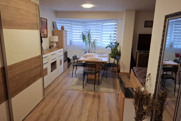 Pronájem bytu 2+kk 48 m², V Podskalí, Hostivice Pronájem bytu 2+kk 48 m², V Podskalí, Hostivice