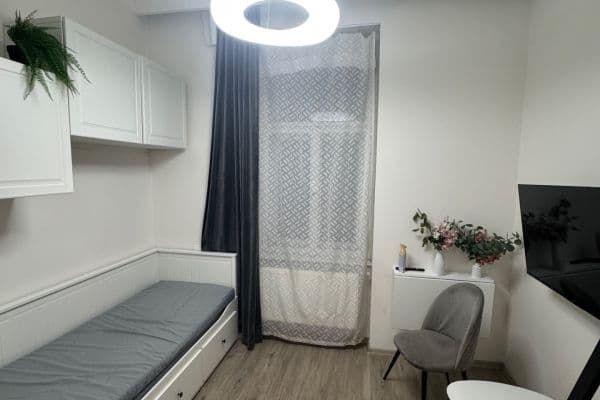 Pronájem bytu 1+kk 17 m², Jagellonská, Praha Pronájem bytu 1+kk 17 m², Jagellonská, Praha