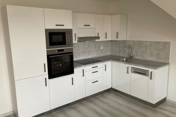 Pronájem bytu 1+kk 36 m², K Šátalce, Jesenice Pronájem bytu 1+kk 36 m², K Šátalce, Jesenice