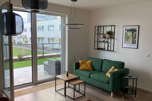 Pronájem bytu 2+kk 88 m², Křižanská, Praha Pronájem bytu 2+kk 88 m², Křižanská, Praha
