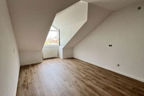 Pronájem bytu 2+kk 84 m², Weiterstadt Pronájem bytu 2+kk 84 m², Weiterstadt