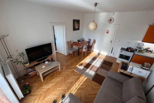 Pronájem bytu 2+kk 70 m², Na Krčské stráni, Praha Pronájem bytu 2+kk 70 m², Na Krčské stráni, Praha