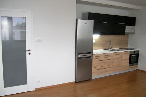 Pronájem bytu 3+kk 68 m², Zálesí, Praha Pronájem bytu 3+kk 68 m², Zálesí, Praha