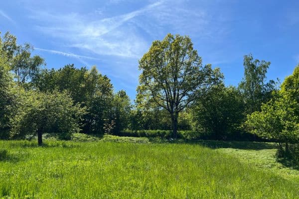 Prodej pozemku 1.603 m², Hrazany Prodej pozemku 1.603 m², Hrazany