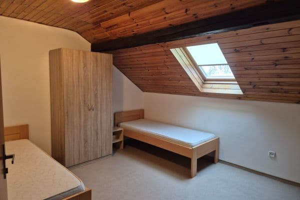 Pronájem bytu 3+kk 82 m², Hněvkovského, Brno Pronájem bytu 3+kk 82 m², Hněvkovského, Brno