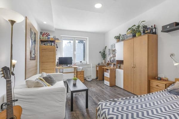 Pronájem bytu 2+1 52 m², Medkova, Hradec Králové Pronájem bytu 2+1 52 m², Medkova, Hradec Králové