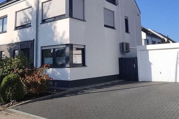 Prodej domu 129 m², pozemek 255 m², Theodor-Blank-Allee 40, Dortmund Prodej domu 129 m², pozemek 255 m², Theodor-Blank-Allee 40, Dortmund