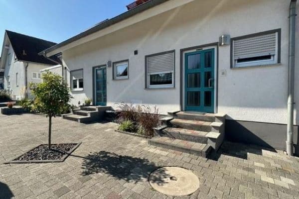 Pronájem bytu 4+1 90 m², Wallertheim Pronájem bytu 4+1 90 m², Wallertheim